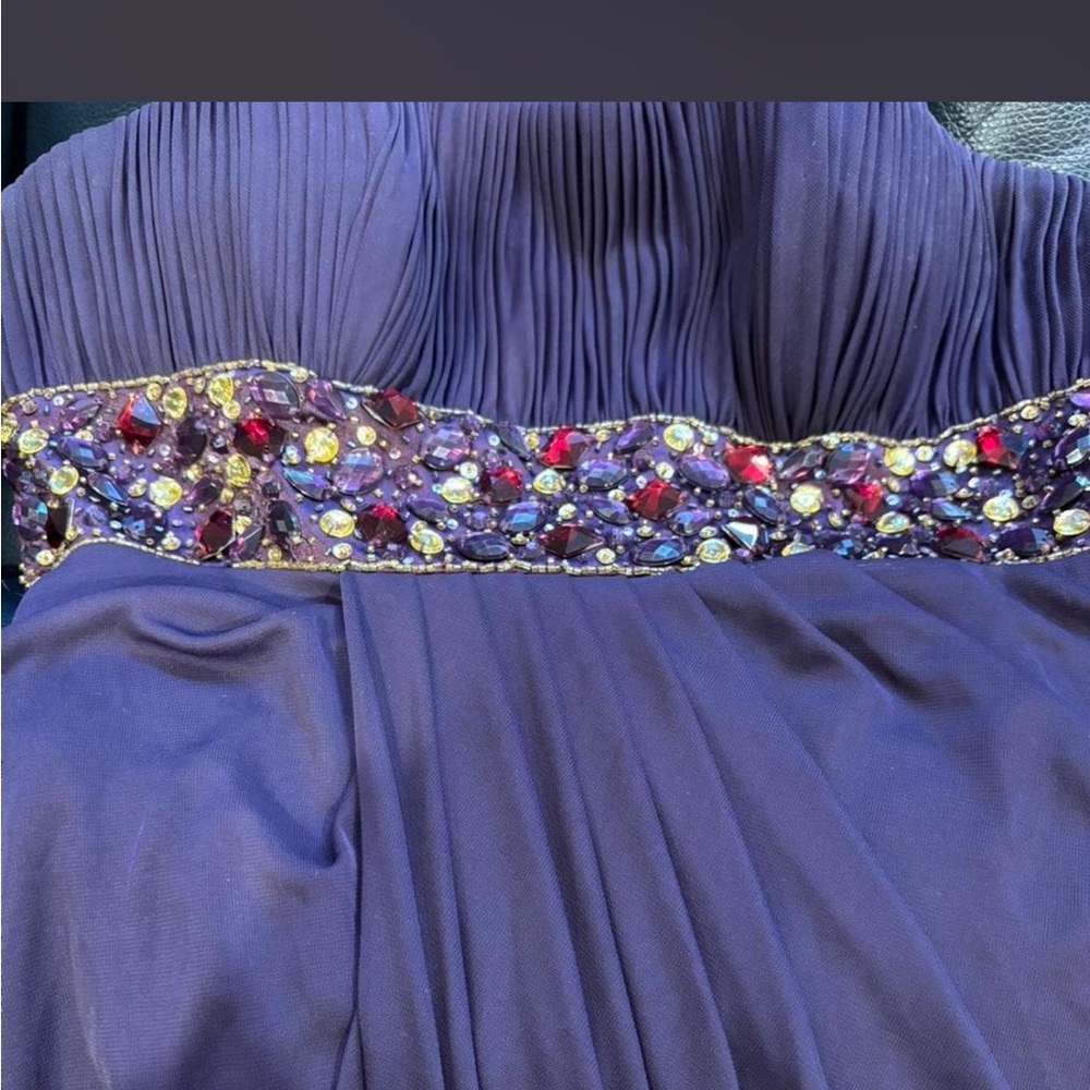 Elegant Purple Strapless Evening Dress with Jeweled Waist